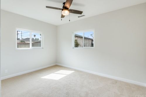 4911 122nd St, Hawthorne CA  90250-3509 exterior