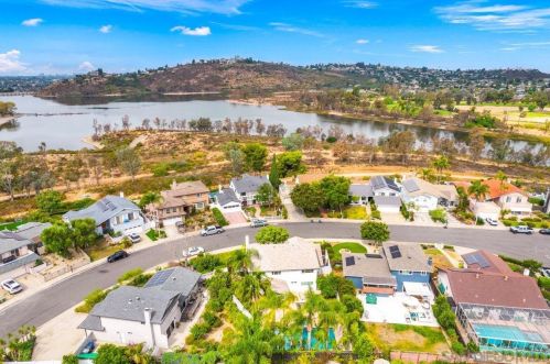 6115 Laport St, La Mesa, CA 91942-4313