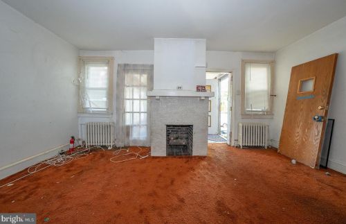 5904 Columbia Ave, Philadelphia PA  19151-3506 exterior