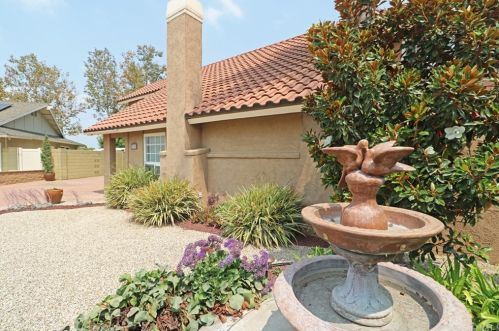 3243 Pinewood St, Orange, CA 92865-1225