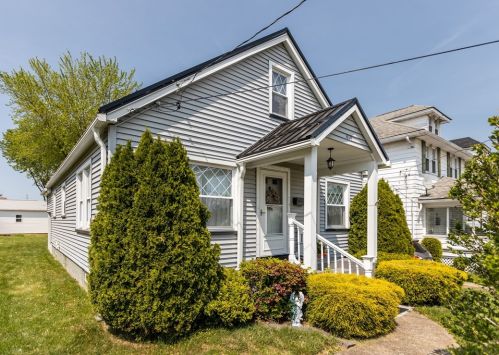 419 Meyer Ave, New Castle, PA 16105-2276