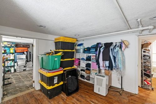 8 Fairview Pl, Rye Brook NY  10573-4822 exterior