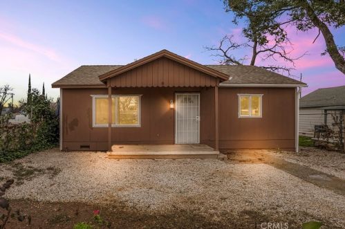 2153 Fort Wayne St, Oroville, CA 95966-6631