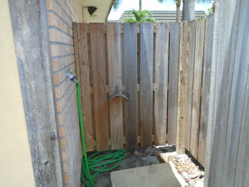 1727 17th Way, West Palm Beach FL  33407-6621 exterior