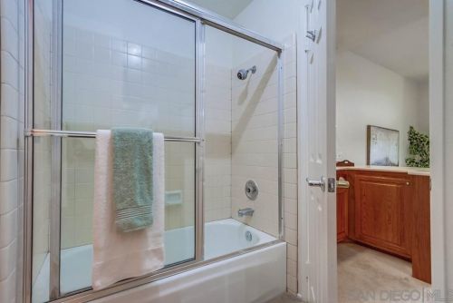 11026 Caminito Vista Pacifica, San Diego CA 92131-3301 exterior