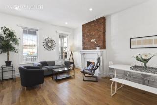 1036 Madison St, Brooklyn, NY 11221-4903