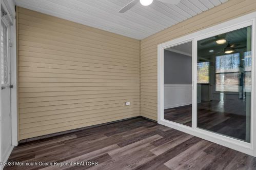 2 Taylor Ct, Lakewood NJ  08701-7317 exterior