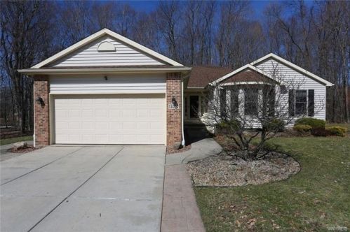 13272 Maple Rdg, Townline, NY 14004-1355