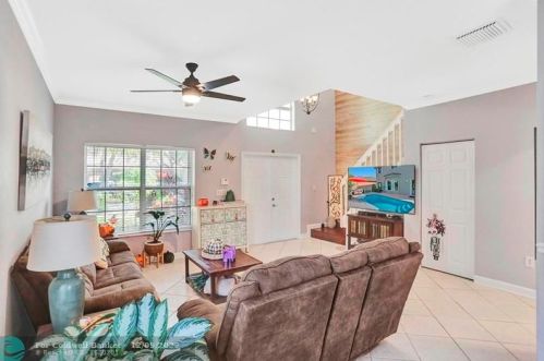 1222 168th Ave, Hollywood FL  33028-1910 exterior