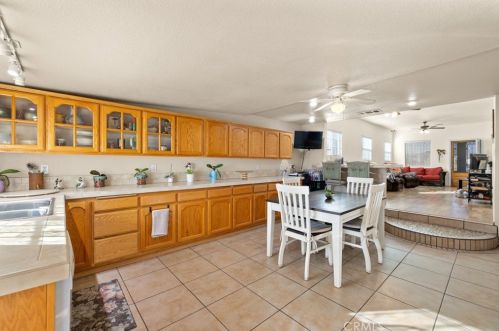 625 8th St, San Bernardino CA  92410-2916 exterior