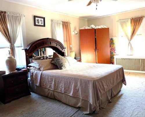 311 Rich Ave, Mount Vernon NY  10552-3010 exterior