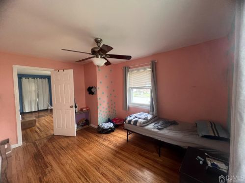 175 Auth Ave, Iselin NJ  08830-1841 exterior