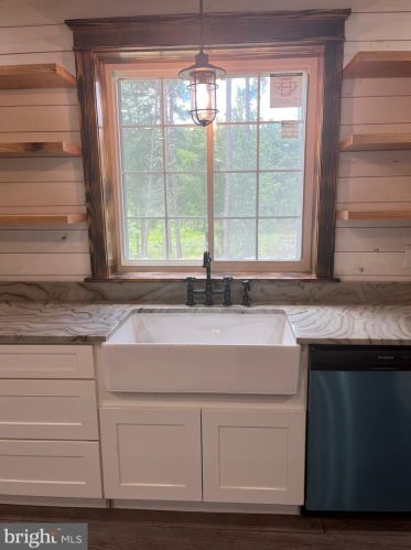 594 Baynesville Rd, Montross VA  22520-2325 exterior