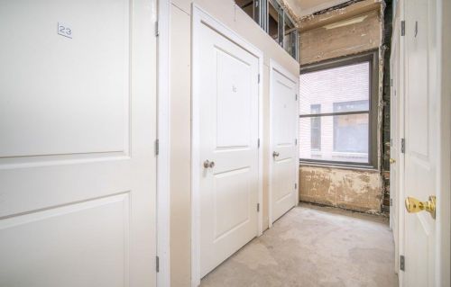 606 Wisconsin Ave, Milwaukee WI 53202-4600 exterior