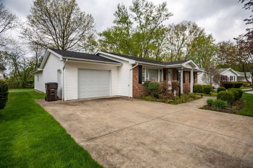 279 Todd Ave, Hermitage, PA 16148-1727