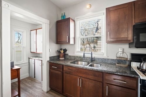 6342 29 Ave, Kenosha WI 53143-4648 exterior