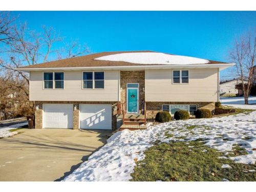 213 Temple St, Lacelle, IA 50213-1143