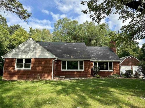 2658 Kathy Dr, Green Bay, WI 54311-7249