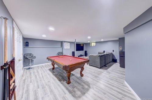 29 Muntz Ln, Garnerville NY  10923-1651 exterior