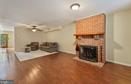 104 Vlg Grn Dr, Gilbertsville PA  19525-9500 exterior