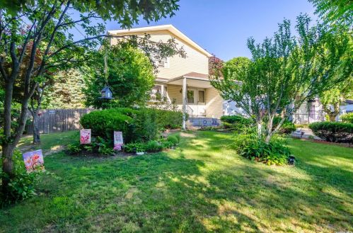 85 Joan Ave, South Setauket, NY 11720-4431