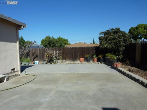 268 Royce Way, West Pittsburg CA  94565-4700 exterior