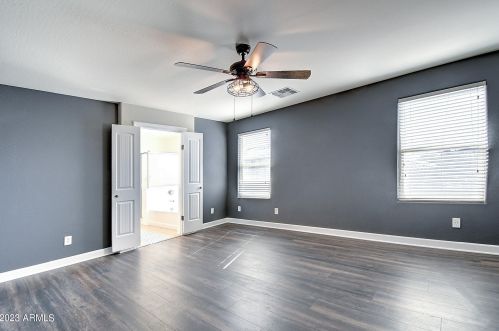 2015 Lindrick Dr, Gilbert AZ 85298-7421 exterior