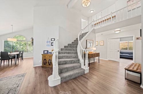 22114 Pamplico Dr, Santa Clarita CA  91350-2186 exterior