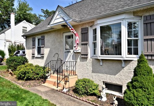277 Pennbrook Ave, Lansdale, PA 19446-3210
