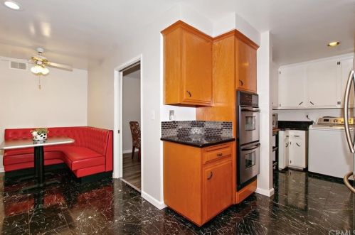 9342 Los Angeles St, Bellflower CA  90706-4446 exterior