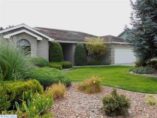 4007 Waverly St, Kennewick WA  99337-3136 exterior