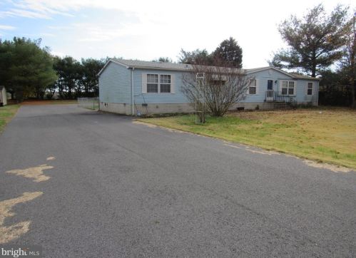 35431 Dannys Dr, Laurel DE  19956-3313 exterior