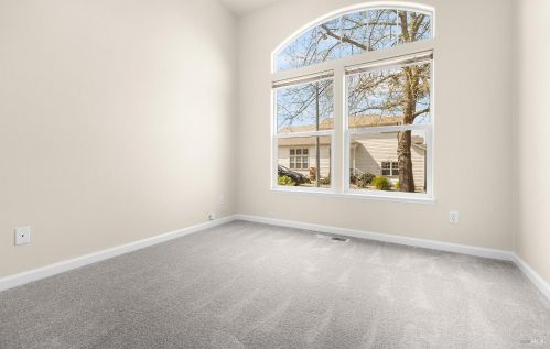 5518 Rainbow Cir, Santa Rosa CA  95409-4376 exterior