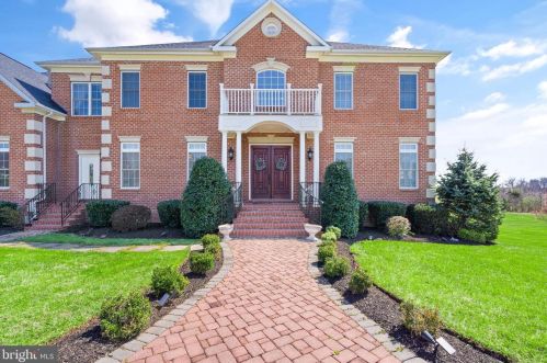 15840 Parnell Ct, Haymarket VA  20169-1667 exterior