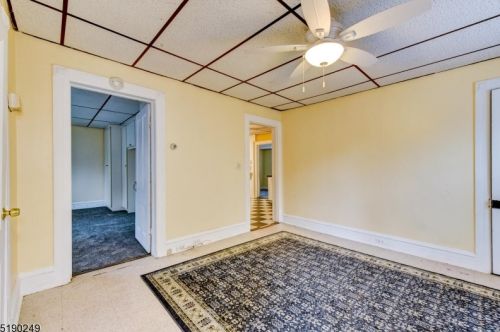 4 Jefferson St, Fredon NJ  07860-2005 exterior