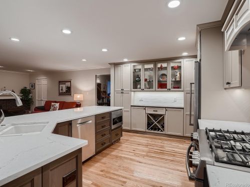 6380 Floyd Dr, Denver CO 80222-7638 exterior