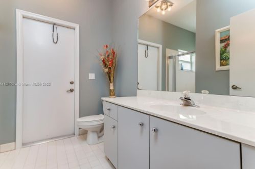 1120 179 Ave, Hollywood FL 33029-3053 exterior