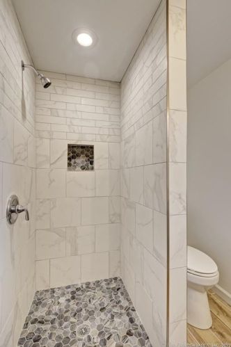 44 Randecker Ln, Kensington CT  06037-1134 exterior