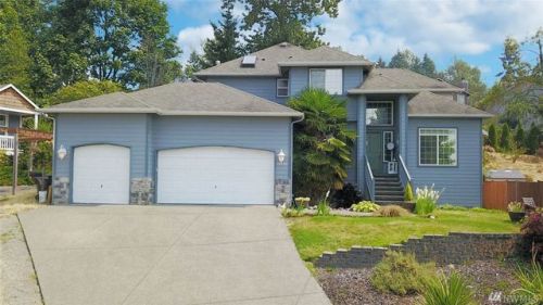10120 226th Pl, Kent, WA 98031-1837