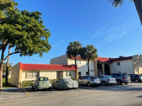 431 Lake Frances Dr, West Palm Beach, FL 33411-2337