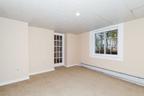 19 Loockerman Ave, Poughkeepsie NY 12601-5026 exterior