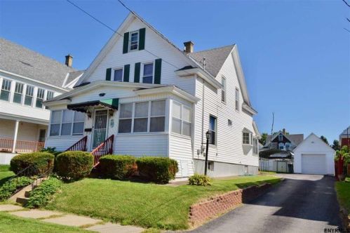 11 Hawk St, West Glenville, NY 12010-5003