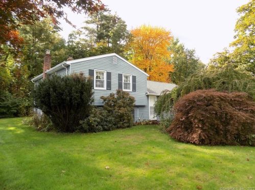 24 Woodside Ln, Plainville, CT 06062-1225