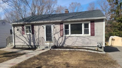160 Clematis Ave, Waterbury, CT 06708-1043