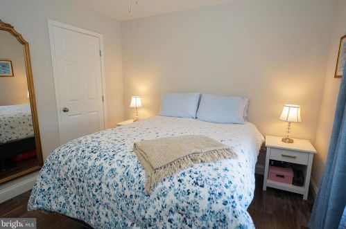 2 Highland Dr, Seaford DE  19973-4827 exterior