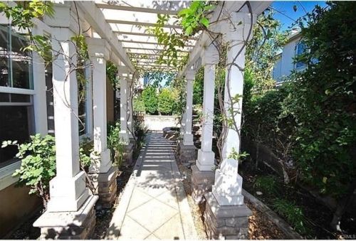 34 Juneberry, Irvine CA  92606-4503 exterior