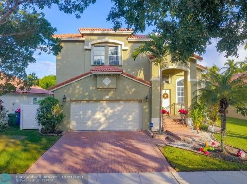 971 185th Ter, Hollywood, FL 33029-3647