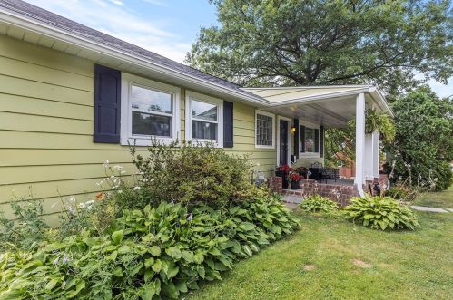 37 Locust Ln, Pittsburgh, PA 15241-1339