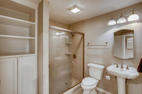 7975 Stone Canyon Cir, Citrus Heights, CA 95610-4001