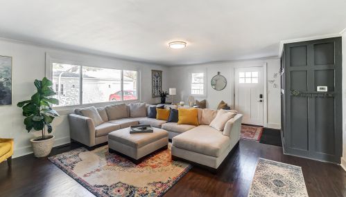 179 High St, London OH  43140-1315 exterior